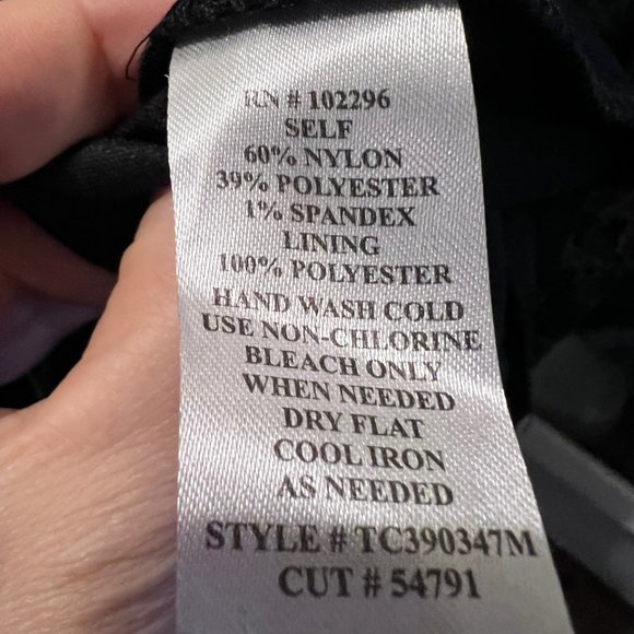 Connected Apparel Sequin-Lace-NWT-Lined Perfect "Little Black Dress"-Size 6 - Picture 13 of 14